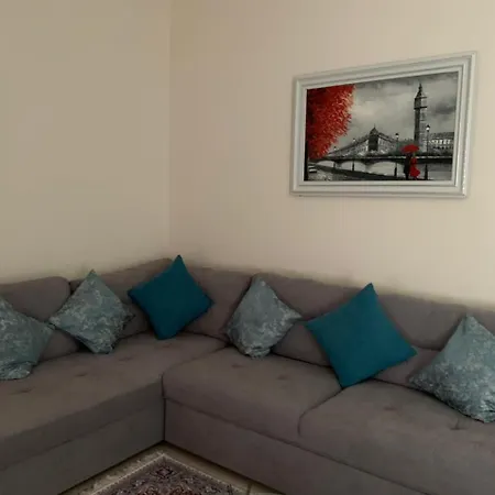 Alloggio in famiglia Double With Shared Bathroom